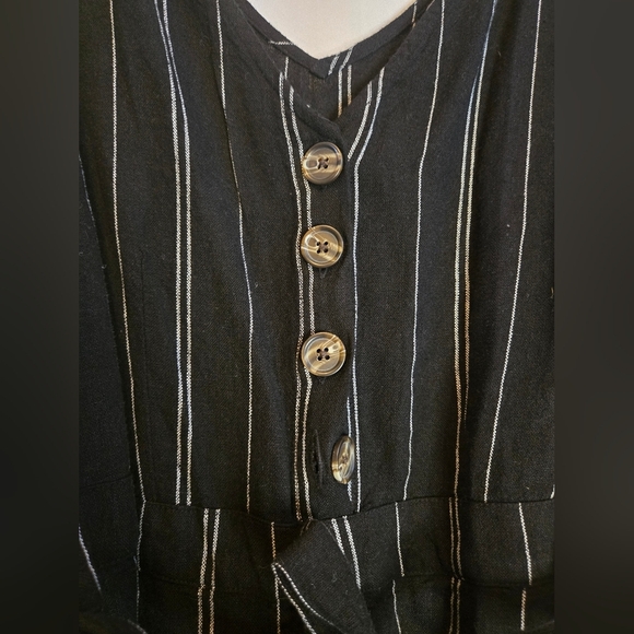 🌿Time and Tru NWT Sleeveless Floral Linen-Blend Cropped Jumpsuit – Size M🌿NWT - Picture 3 of 10